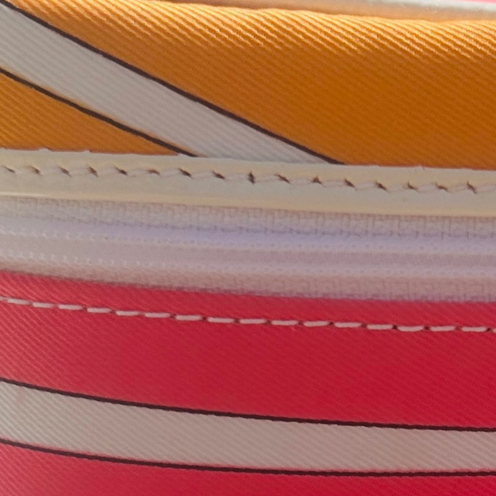 Authentic Vintage Emilio Pucci Vibrant Cosmetic Bag NWOT - Picture 7 of 14